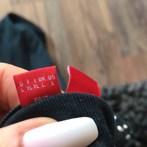 Rhinestone tank - Picture 5 of 5